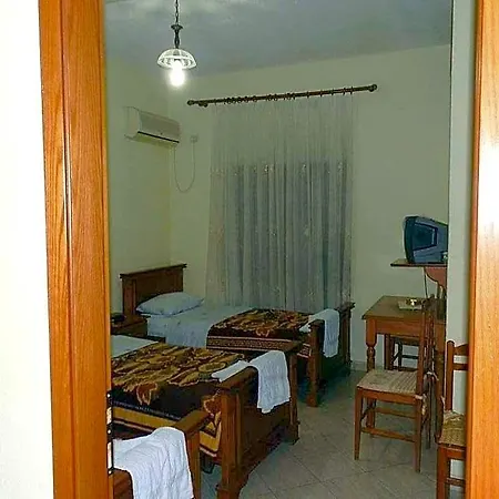 Geraldo 3* Gjirokastër